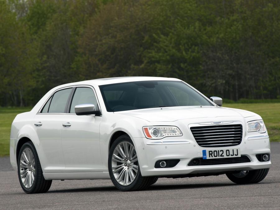  Chrysler 300C 2012 года  (UK) (фото 76 из 91)
